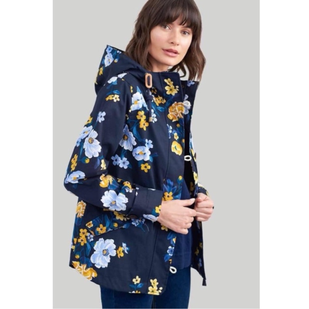 JOULES
Coast Print Waterproof Jacket